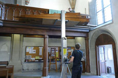 Abbau und Verkleidung der "Lötzerich Orgel" in Sankt Crescentius (Foto:Karl-Franz Thiede)